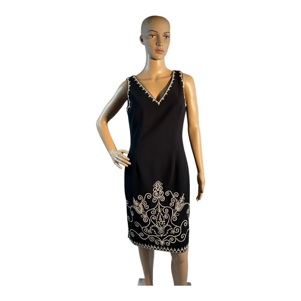 Maggy London Women’s Vintage Size 6  Sleeveless Black Beige Embroidered Dress